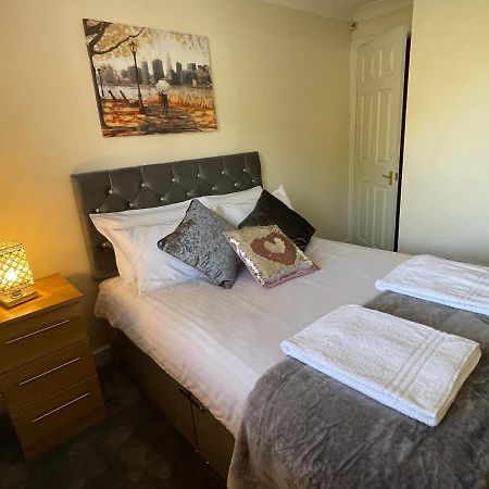 The Regency Entire 1 Bedroom Flat Accomodation Leicester Exterior foto